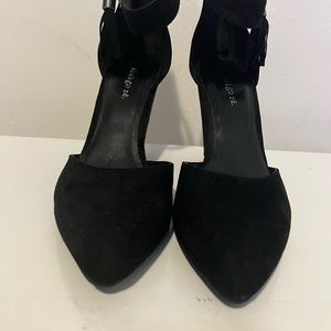 Indigo rd 7.5 shoes black wedge heels